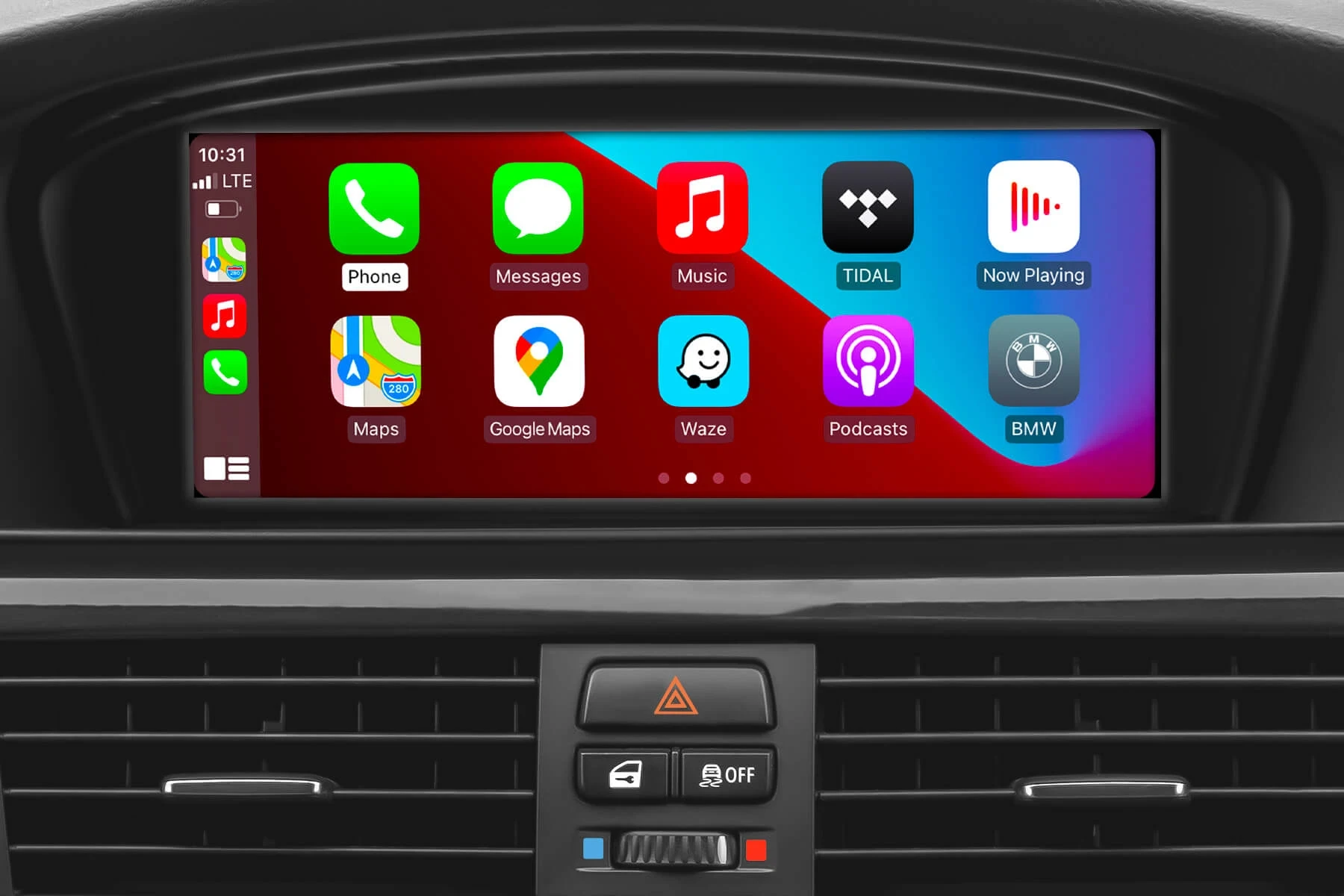 CarPlay rūpnīcas ekrānā